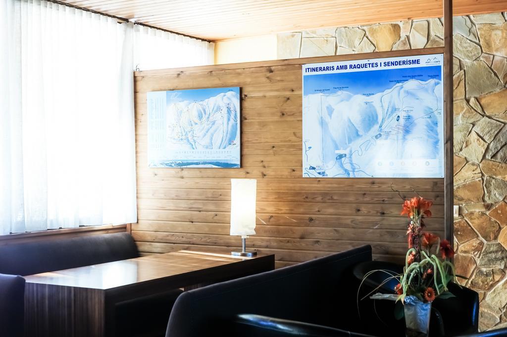 Hotel Avet La Coma I La Pedra Екстериор снимка