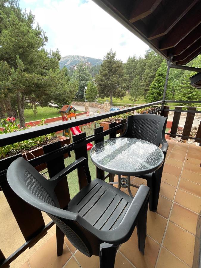 Hotel Avet La Coma I La Pedra Екстериор снимка
