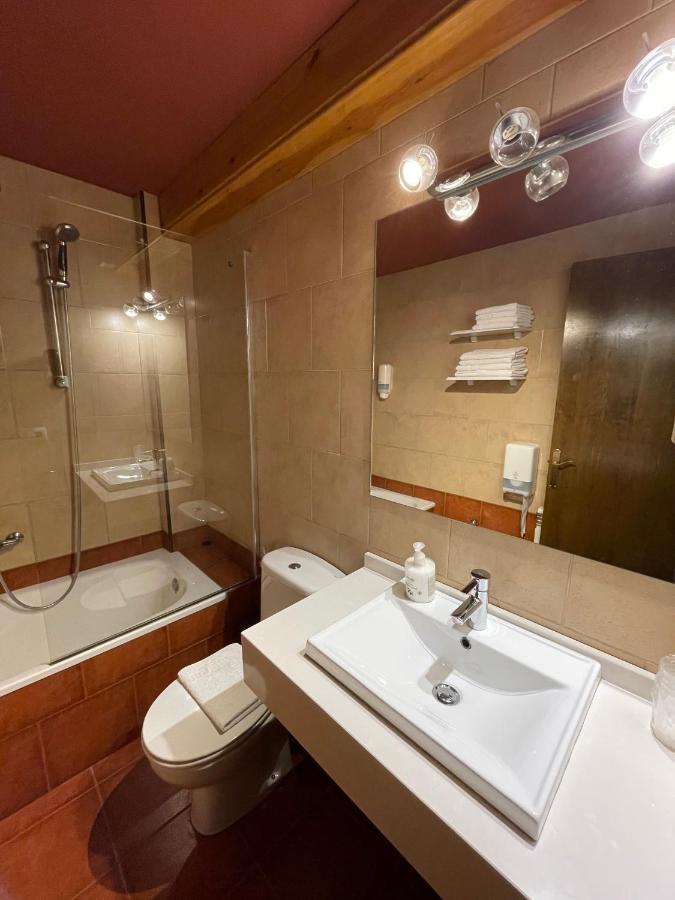 Hotel Avet La Coma I La Pedra Екстериор снимка