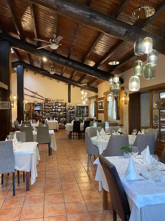 Hotel Avet La Coma I La Pedra Екстериор снимка
