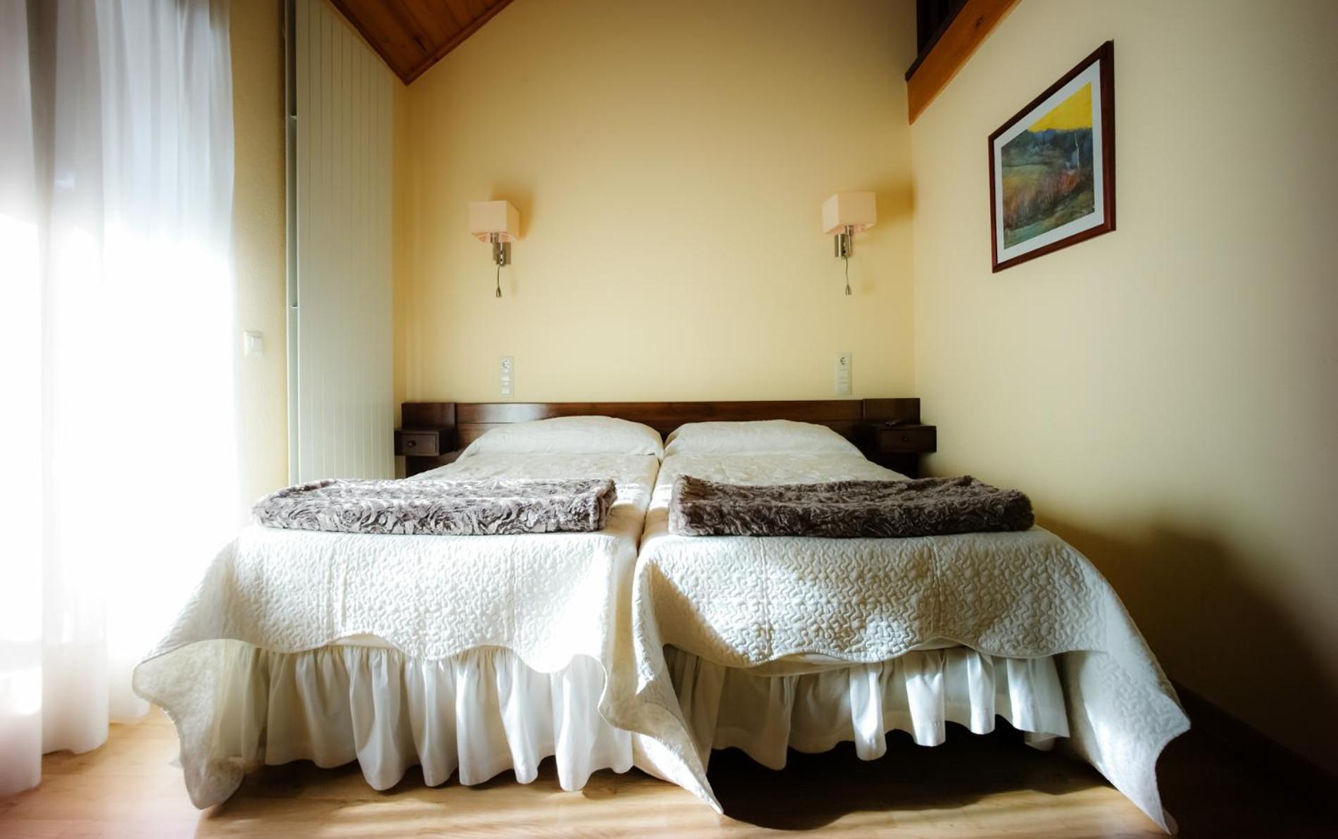 Hotel Avet La Coma I La Pedra Стая снимка