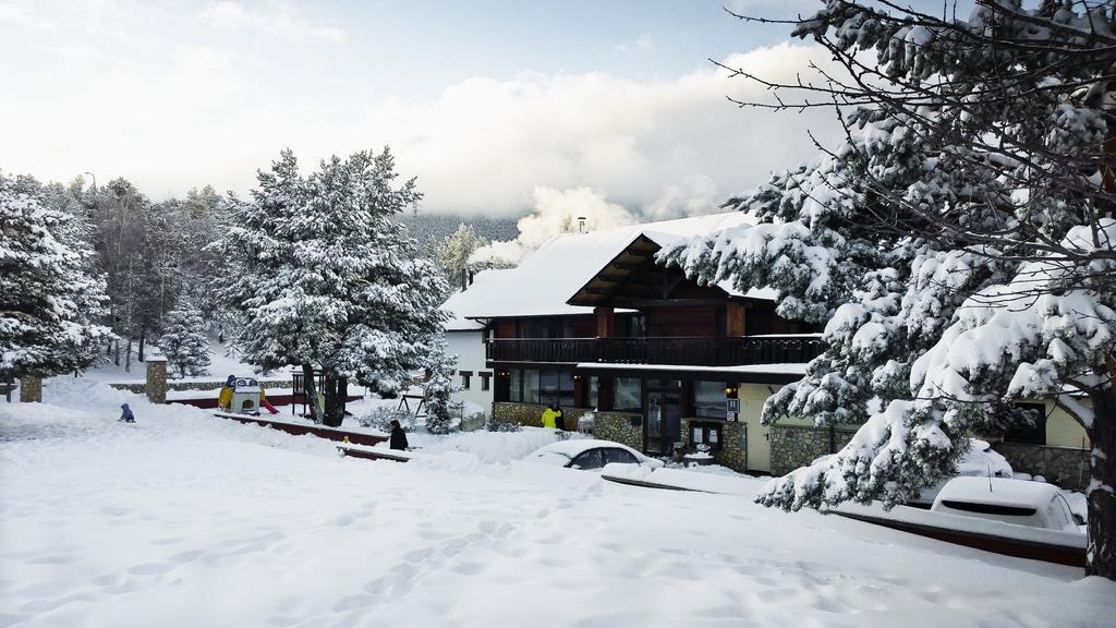 Hotel Avet La Coma I La Pedra Екстериор снимка