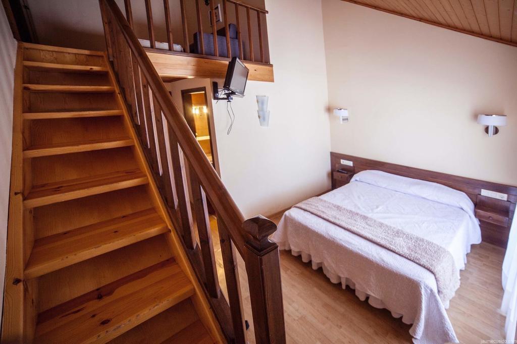 Hotel Avet La Coma I La Pedra Екстериор снимка